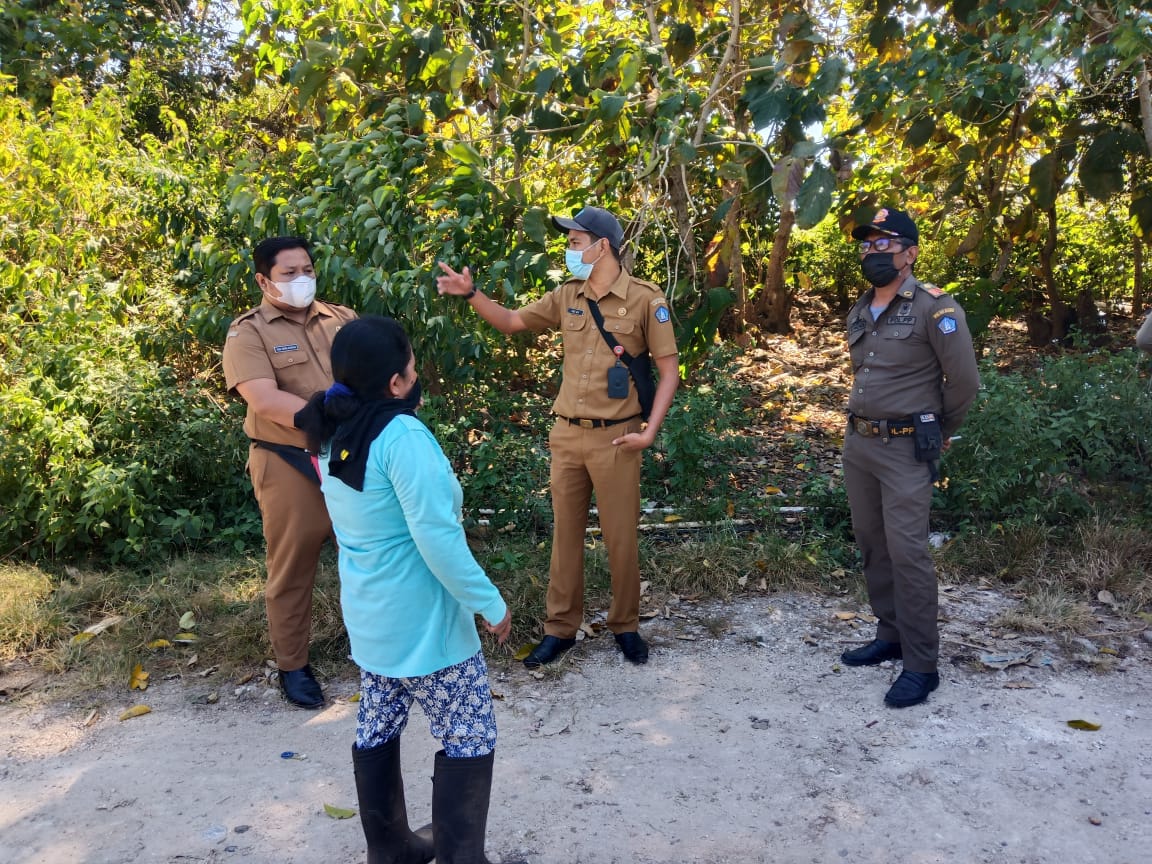 Trantib Kuta selatan bersinergi dengan BKO Pol PP Kuta Selatan tindak lanjuti laporan warga